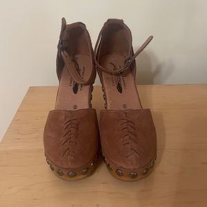 Jefferey Campbell free people clogs